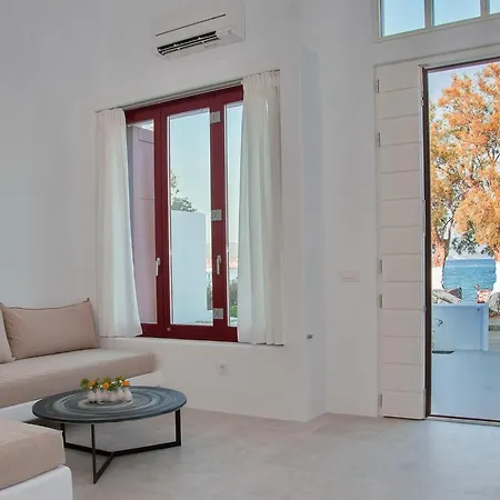 Unique Milos Apartment